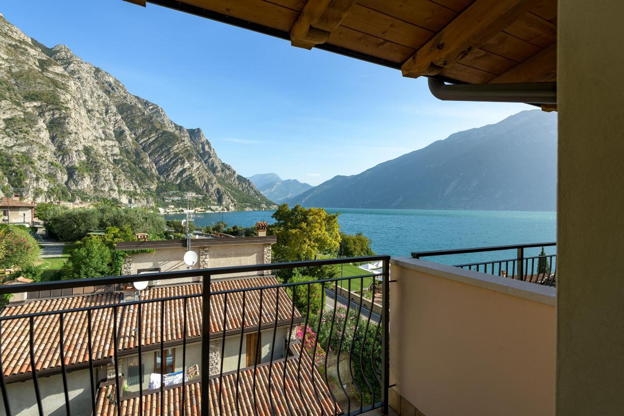 Hotel Garda Bellevue Limone sul Garda Esterno foto