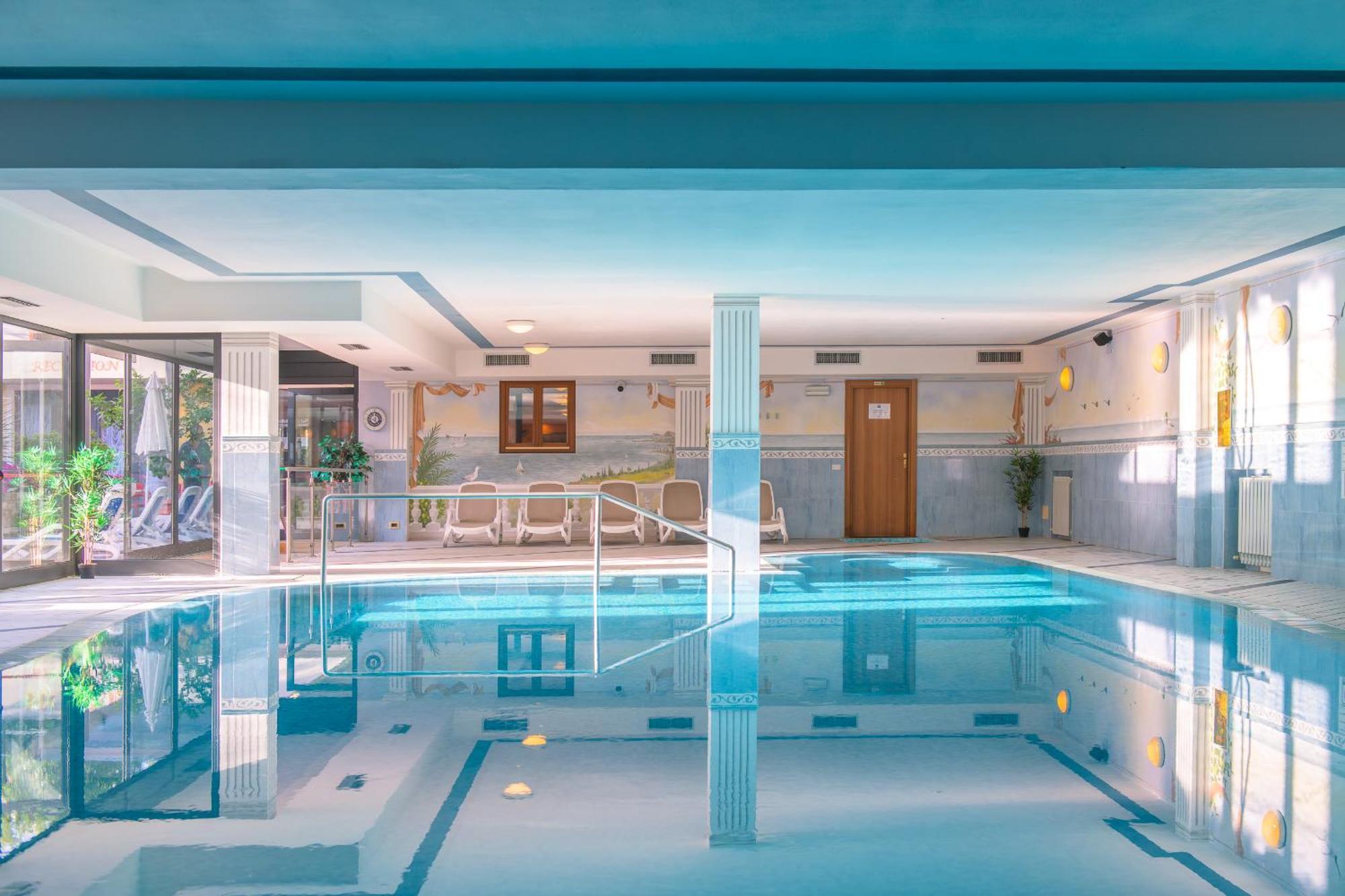 Hotel Garda Bellevue Limone sul Garda Esterno foto