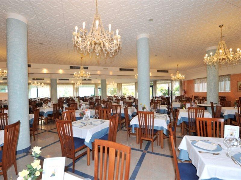 Hotel Garda Bellevue Limone sul Garda Esterno foto
