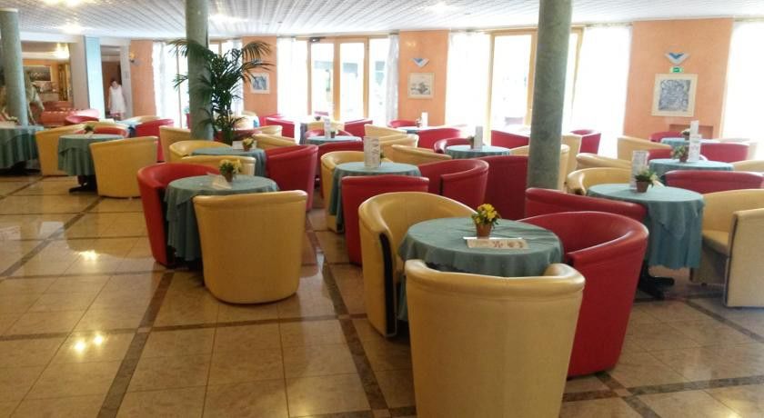 Hotel Garda Bellevue Limone sul Garda Esterno foto